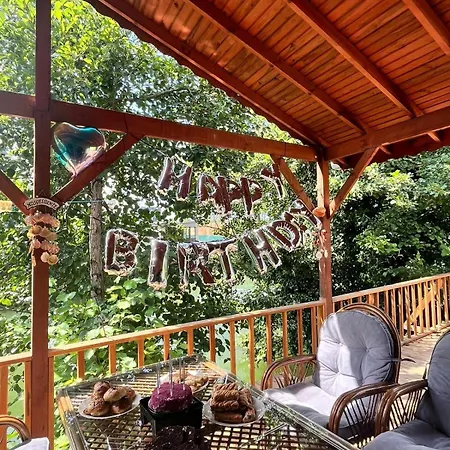 Garden Party House *